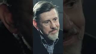 Ewan MacColl (Kirsty&#39;s dad) on art and Revolution