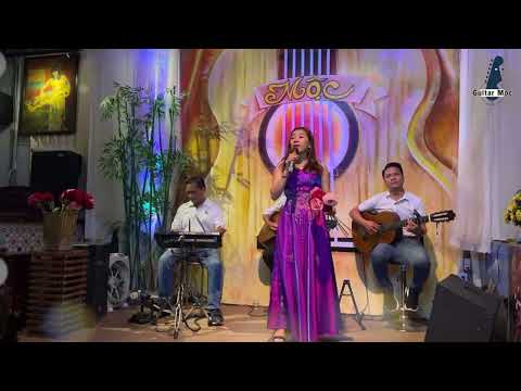 Thể hiện bởi Thanh Thảo