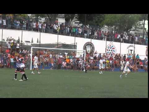 GOL DO ATACANTE TIAGÃO (FAVELA HELIÓPOLIS)