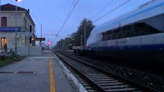 preview picture of video 'Captrain E436 ed ED250.002 PKP IC @ San Martino di Lupari (PD)'