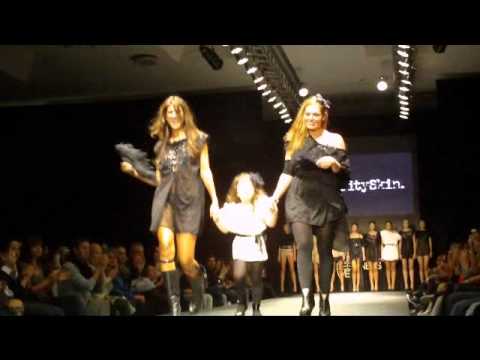 CELEBRITY SKIN - CEMETERIAL PURITY