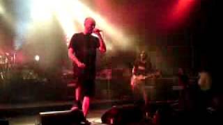 Utopiste au Rock air de LOFOFORA extrait du nouvel album"MONSTRE ORDINAIRE" dispo le 24 octobre 2011