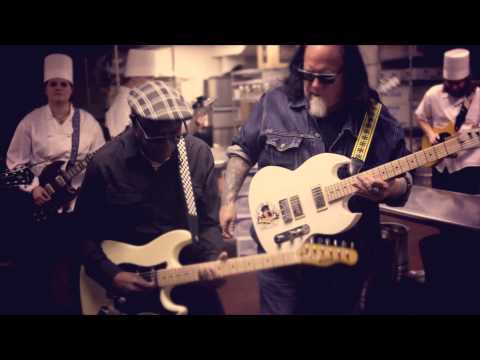 Smokin' Joe Kubek & Bnois King - "Cornbread"