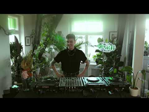 SEVEN House Mix 002 : Volpe presents: Presence Of Mind (House Set)