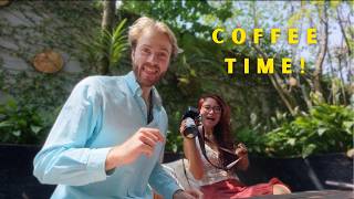 Let's go to the Cafe