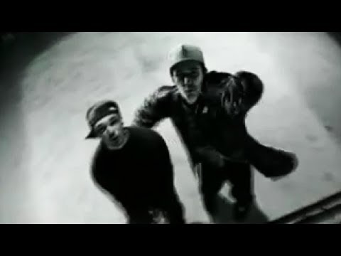 Video thumbnail for Tupeu de borfaș (Radio Edit)