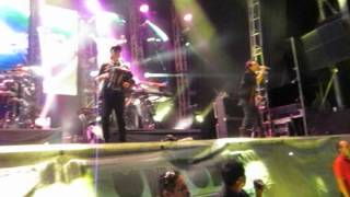 Sister twisted - Kinky