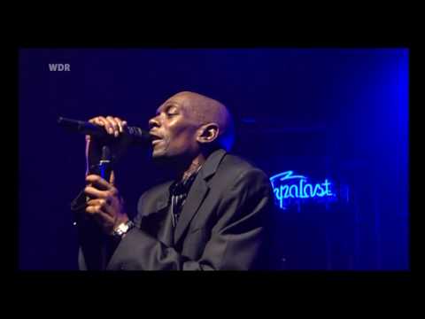 Faithless - In The End (live)