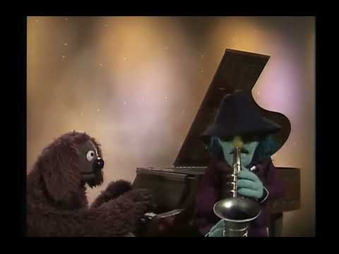 The Muppet Show - 304: Gilda Radner - “Body and Soul” (1978)