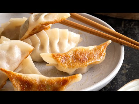How to Make Gyoza - Homemade Dumplings (Japanese)