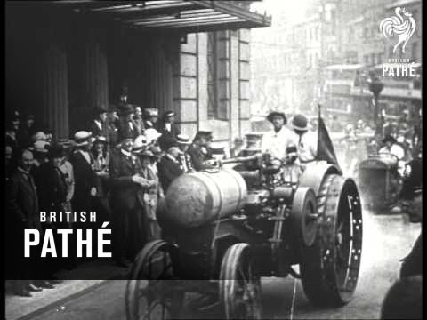 Women Land Workers Recruiting Rally (1914-1918)