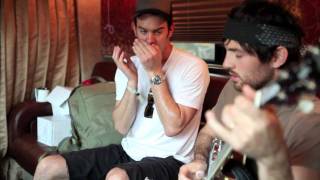 Avett Brother&#39;s &quot;The Fall&quot; feat. G. Love