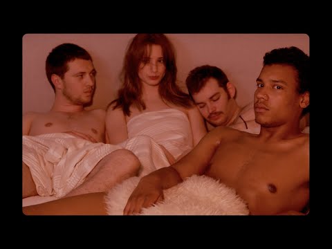 SCHORL3 - PIA (OFFIZIELLES MUSIKVIDEO)