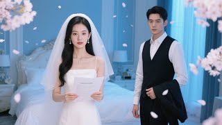 Jarenlange geheime liefde leidde tot een gearrangeerd huwelijk; hij hield van een ander, maar was afstandelijk tegenover haar; ze verliet hem, en hij kreeg spijt.