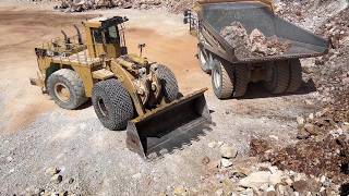 Caterpillar 992C Wheel Loader Loading Blasted Limestone On Caterpillar 777F Dumpers - Interkat SA