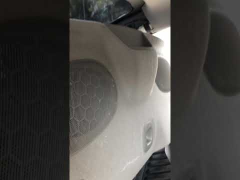 2008 Saturn aura center brake light replacement