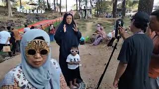 Download lagu Berkunjung ke Objek Wisata Woodland di Kuningan mp3