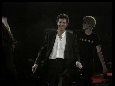 E adesso la pubblicità - live 1996 Tour Rosso (Claudio Baglioni)