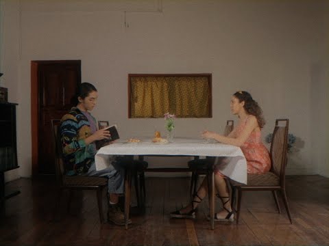 Nuevo Vintage - Ironía (Video oficial)