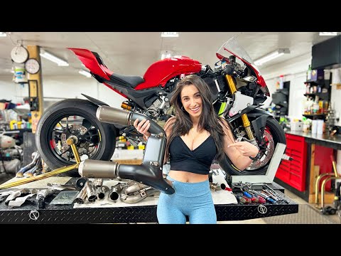 Installing $10k Akrapovic Full Titanium Exhaust on Our Panigale!!!
