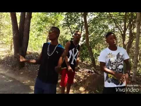 Mc Pl Martins ft Mister & 2K cantando Invicto de Filipe ret