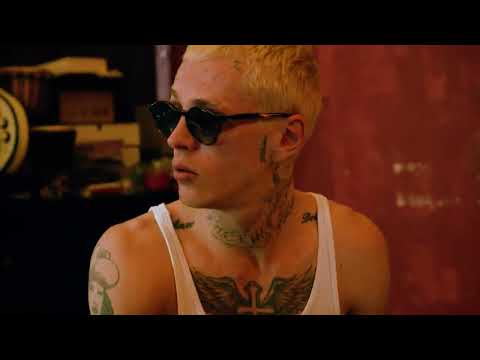 THEUERKORN - Flug ohne Ziel (Official Video)