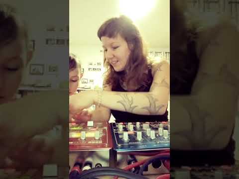 Medusa303 - EMX ESX Demo with Emma - I´ll be back