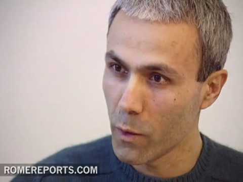 Ali Agca, "when I shot the Pope did not want to kill him, just hurt"