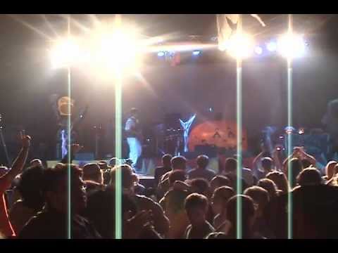 03-10-31 Psychedelic Breakfast; 23 Funky Bills circus cliche