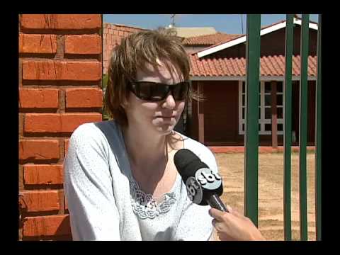 Mulher Coloca Seringas Contaminadas em Portão - Jornal do SBT Brasília 22/08/2011