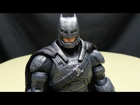 DC Multiverse Batman v Superman ARMORED BATMAN: EmGo's BvS Reviews N' Stuff