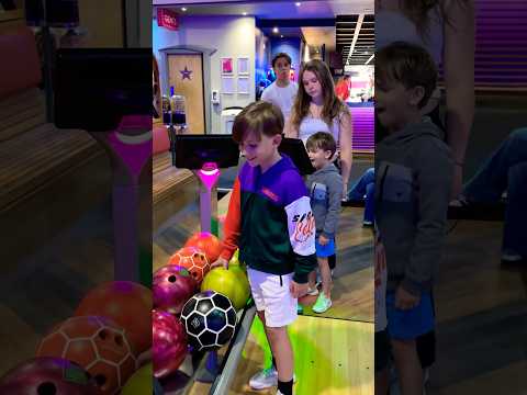 My Favorite Game is Bowling 🎳 | Fun Kids & Family Challenge