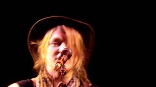Crystal Bowersox - Home Is The Place