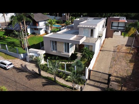 CASA COM 4 DORMITÓRIOS, 2 VAGAS, 343M² ÁREA PRIVATIVA para venda EM JARDIM DO ALTO