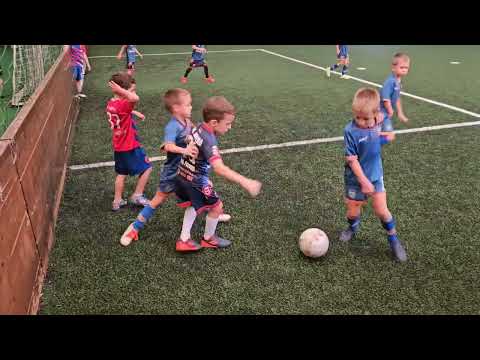 Arena A Nova Pazova - ŠF El Magiko Nova Pazova gradski derbi. 7-5 (4-2) #minimaxi liga 2017.godište