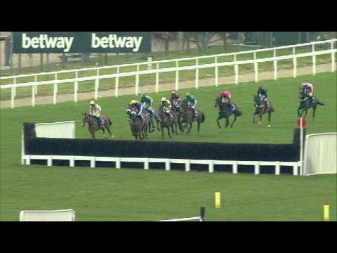 2015 Novices' Hurdle - Windsor Park - Racing TV