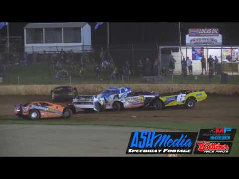 Super Sedans: Feature Race Pile Up - Kingaroy Speedway