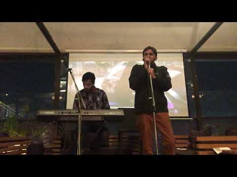 Sunny Jain Mere Rashke Qamar live by Sunny Jain