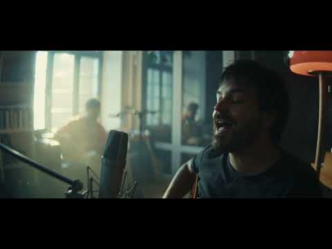 Video thumbnail for Naked And Alive (Live Session)