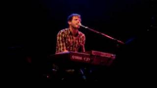 amelia&#39;s missing -Jon McLaughlin