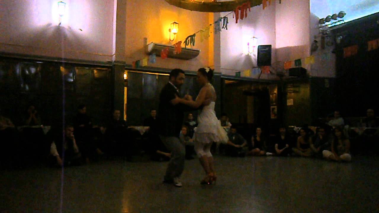 Marisol Morales y Alejandro Larenas en El Motivo Tango 1/7/13