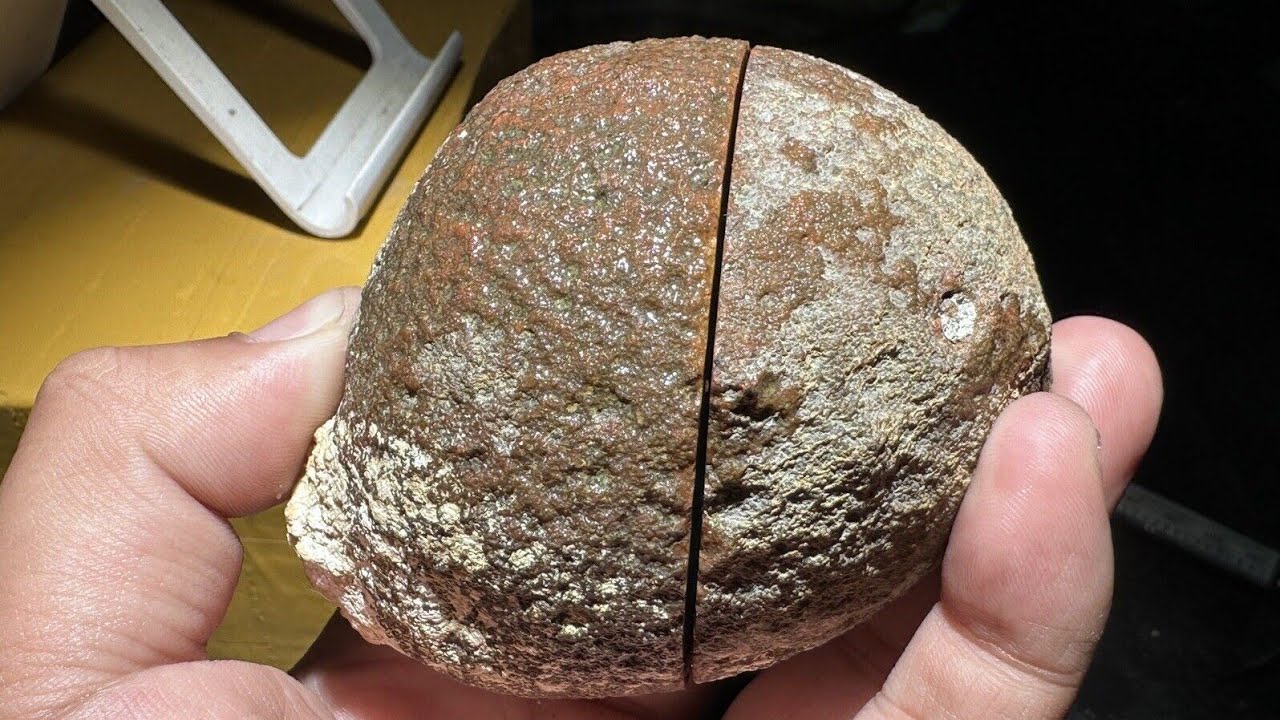 esta pedra preciosa comum  vale milhões de Reais