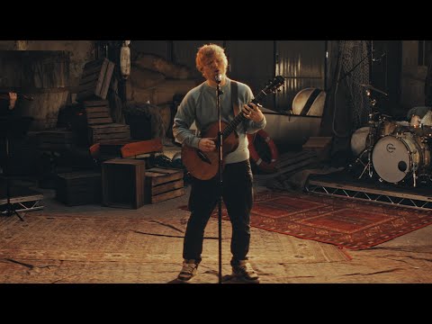 Videoclip de Eyes Closed (Live) — Ed Sheeran