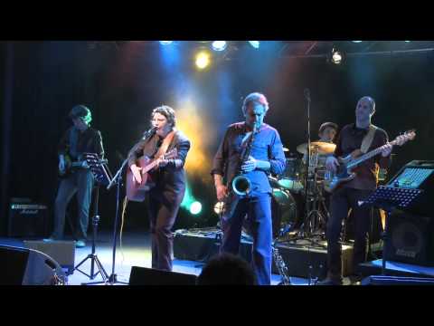 Aalices alias Alex Sutter und Band