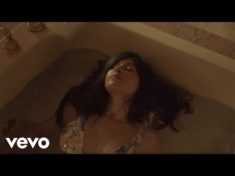 Ella Isaacson - Chapters: an EP on film