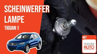Youtube thumbnail of video "Wie Tiguan 1 Scheinwerfer Lampe wechseln 💡"