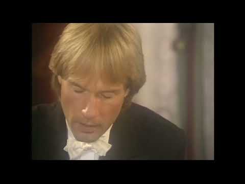 Richard Clayderman - Piano Concerto No.1 (Official Video) (HD Remaster)