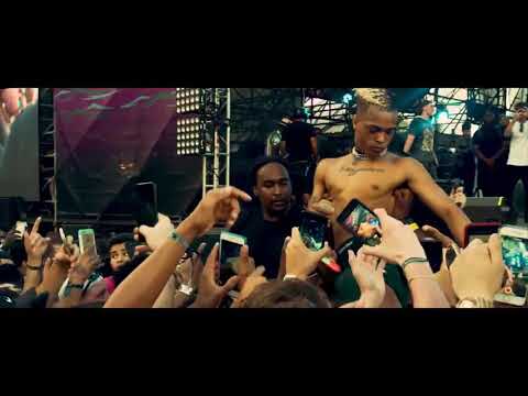 XXXTentacion - Look At Me (LIVE FROM ROLLING LOUD 17)