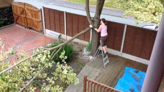 Wife does it - her way.