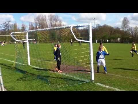 Odin F2 - Stormvogels F1 (3-2); pracht doelpunt Gianluca (2-2)